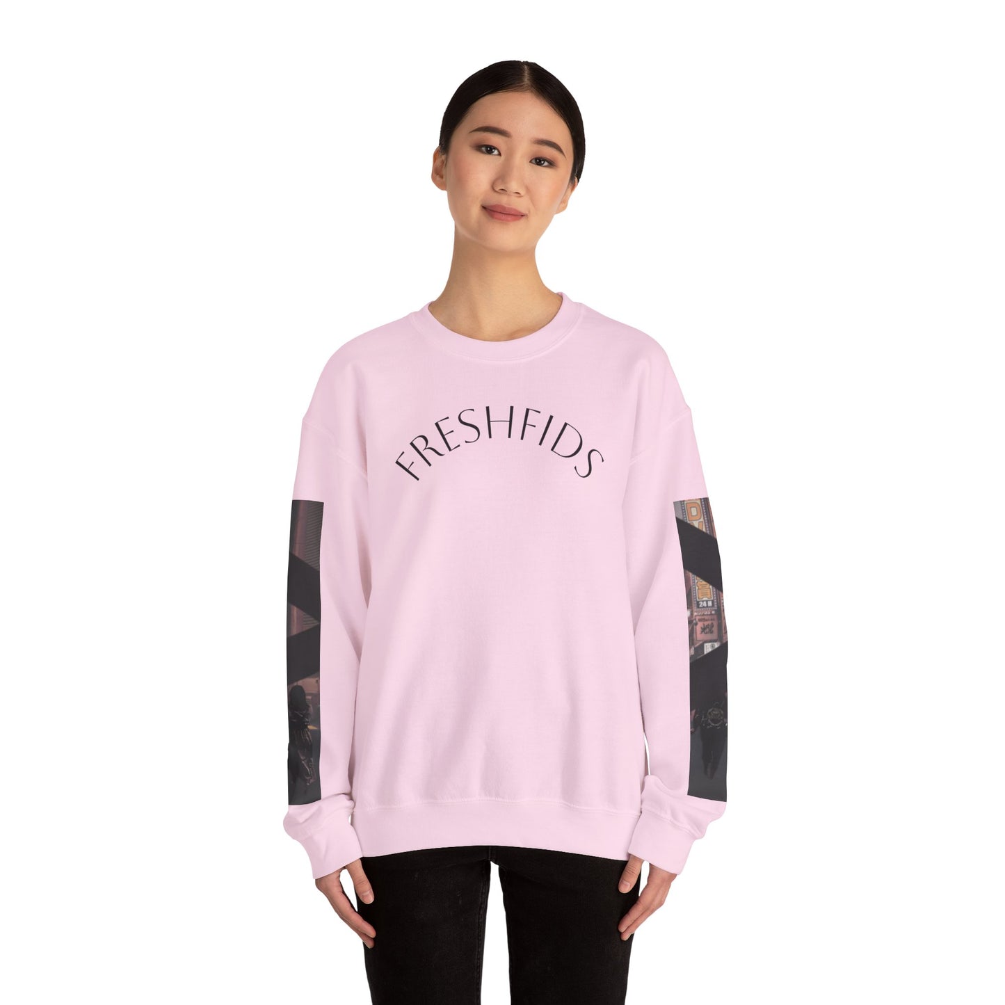 FreshFids Tokyo Urban Vibes - Sweatshirt