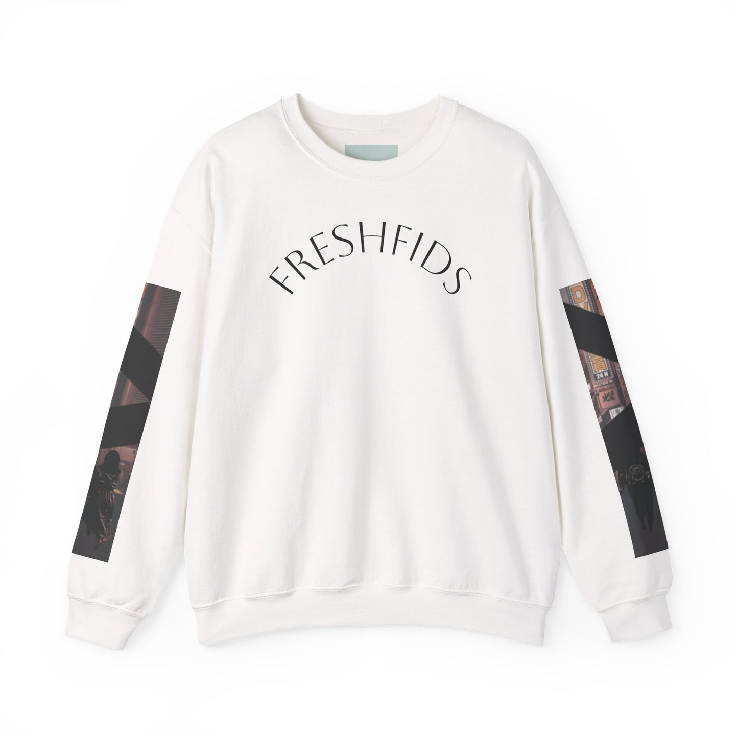FreshFids Tokyo Urban Vibes - Sweatshirt